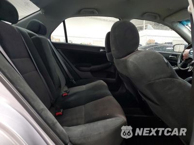 Zdjęcie 10 z 15 samochodu: 2005 HONDA ACCORD LX VIN:1HGCM56465L001119 - miniatura