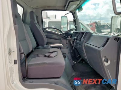 Zdjęcie 11 z 13 samochodu: 2013 ISUZU NPR VIN:JALB4W173D7400657 - miniatura