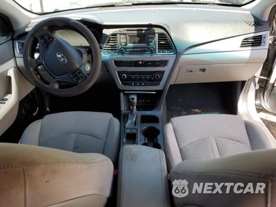 Zdjęcie 8 z 15 samochodu: 2017 HYUNDAI SONATA SE VIN:5NPE24AF2HH519639 - miniatura