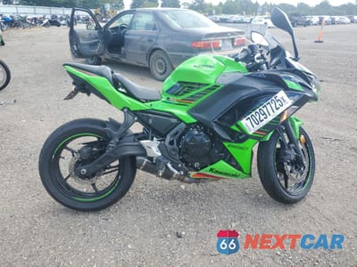 2024 KAWASAKI EX650 P ML5EXEP19RDAC7662 - główne zdjęcie licytacji z USA - miniatura