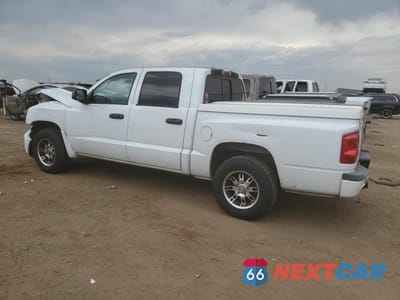 Drugie zdjęcie samochodu z przodu: 2008 DODGE DAKOTA QUAD SLT VIN:1D7HW48N58S529524 - miniatura