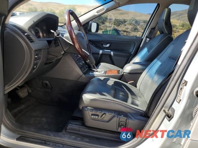 Zdjęcie 7 z 15 samochodu: 2010 VOLVO XC90 VIN:YV4852CT1A1550063 - miniatura