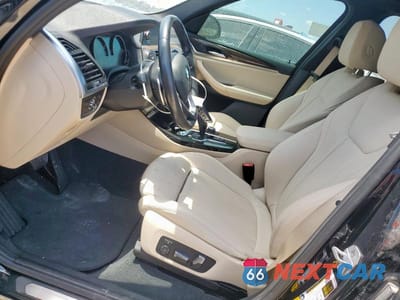 Zdjęcie 7 z 12 samochodu: 2019 BMW X3 SDRIVE30I VIN:5UXTR7C56KLE94371 - miniatura