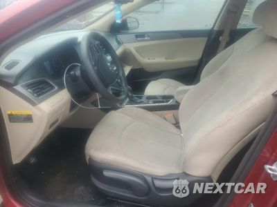 Zdjęcie 7 z 14 samochodu: 2016 HYUNDAI SONATA SE VIN:5NPE24AF8GH426218 - miniatura