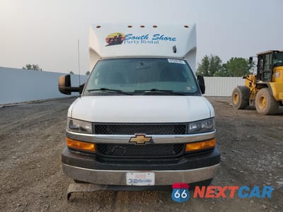 Piąte zdjęcie samochodu w środku: 2021 CHEVROLET EXPRESS G3500 VIN:1HA3GTC71MN000659 - miniatura