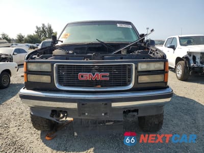 Piąte zdjęcie samochodu w środku: 1998 GMC SIERRA K1500 VIN:1GTEK19R8WR500984 - miniatura