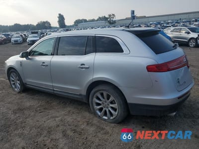 Drugie zdjęcie samochodu z przodu: 2013 LINCOLN MKT VIN:2LMHJ5ATXDBL53372 - miniatura
