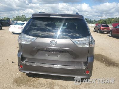 Zdjęcie 6 z 16 samochodu: 2012 TOYOTA SIENNA SPORT VIN:5TDXK3DC5CS206270 - miniatura