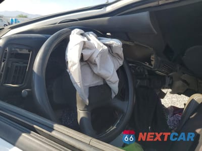 Zdjęcie 9 z 13 samochodu: 2002 CHEVROLET EXPRESS G2500 VIN:1GCFG25M321197840 - miniatura