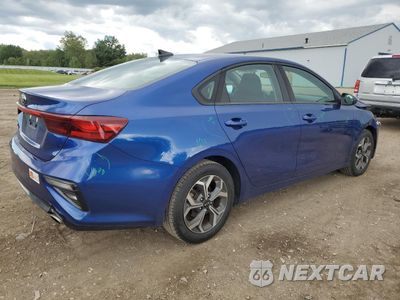 Trzecie zdjęcie samochodu z tyłu: 2019 KIA FORTE FE VIN:3KPF24AD8KE074306 - miniatura