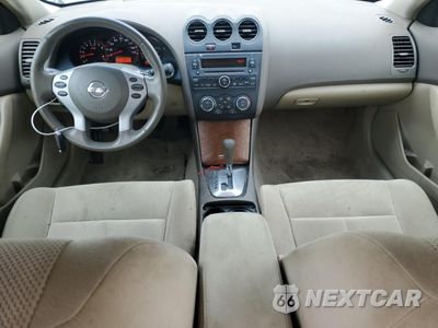 Zdjęcie 8 z 12 samochodu: 2008 NISSAN ALTIMA 2.5 VIN:1N4AL21E48N502080 - miniatura