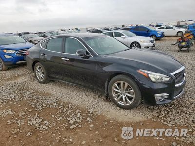 Czwarte zdjęcie samochodu z boku: 2019 INFINITI Q70 3.7 LUXE VIN:JN1BY1AP5KM505775 - miniatura