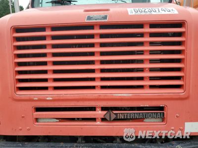 Zdjęcie 7 z 10 samochodu: 2000 INTERNATIONAL 8000 8100 VIN:1HSHBATN0YH280081 - miniatura