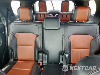 Zdjęcie 10 z 14 samochodu: 2019 FORD EXPLORER XLT VIN:1FM5K7D84KGB07390 - miniatura