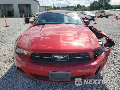 Piąte zdjęcie samochodu w środku: 2012 FORD MUSTANG VIN:1ZVBP8EM7C5260284 - miniatura