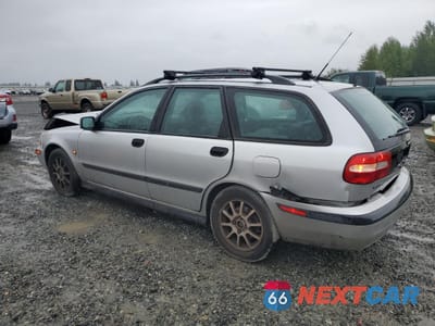 Drugie zdjęcie samochodu z przodu: 2001 VOLVO V40 1.9T VIN:YV1VW29551F673308 - miniatura