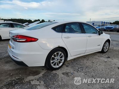 Trzecie zdjęcie samochodu z tyłu: 2019 FORD FUSION SE VIN:3FA6P0LU8KR124854 - miniatura