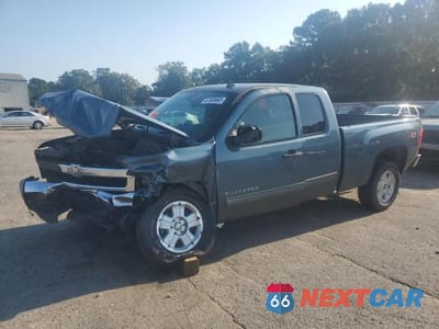 2011 CHEVROLET SILVERADO K1500 LT 1GCRKSE39BZ455038 - główne zdjęcie licytacji z USA - miniatura