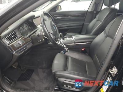 Zdjęcie 7 z 12 samochodu: 2013 BMW 750 LXI VIN:WBAYF8C55DDE59238 - miniatura