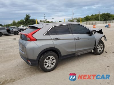 Trzecie zdjęcie samochodu z tyłu: 2019 MITSUBISHI ECLIPSE CROSS ES VIN:JA4AT3AA8KZ040615 - miniatura