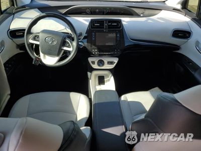 Zdjęcie 8 z 14 samochodu: 2016 TOYOTA PRIUS VIN:JTDKARFU0G3516601 - miniatura
