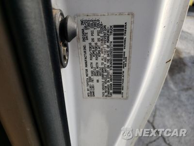 Zdjęcie 12 z 12 samochodu: 2002 TOYOTA TUNDRA VIN:5TBJN32112S221774 - miniatura