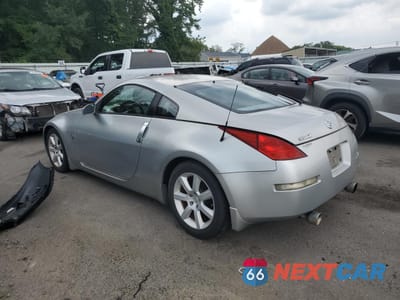 Drugie zdjęcie samochodu z przodu: 2005 NISSAN 350Z COUPE VIN:JN1AZ34E25M653465 - miniatura