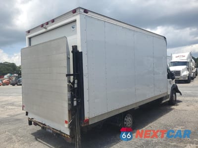 Trzecie zdjęcie samochodu z tyłu: 2018 RAM PROMASTER 3500 3500 STANDARD VIN:3C7WRVMG9JE138992 - miniatura