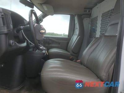 Zdjęcie 7 z 16 samochodu: 2023 CHEVROLET EXPRESS G3500 VIN:1GCZGHFP1P1120660 - miniatura