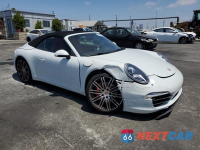 Czwarte zdjęcie samochodu z boku: 2015 PORSCHE 911 CARRERA S VIN:WP0CB2A94FS154109 - miniatura