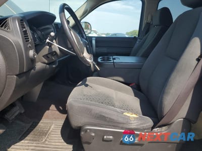 Zdjęcie 7 z 12 samochodu: 2008 CHEVROLET SILVERADO K1500 VIN:3GCEK13368G240396 - miniatura