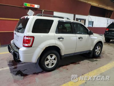 Trzecie zdjęcie samochodu z tyłu: 2011 FORD ESCAPE XLT VIN:1FMCU9D7XBKB17696 - miniatura