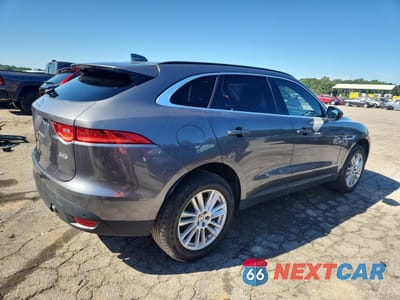 Trzecie zdjęcie samochodu z tyłu: 2017 JAGUAR F-PACE PRESTIGE VIN:SADCK2BV3HA495283 - miniatura