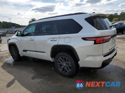 Drugie zdjęcie samochodu z przodu: 2023 TOYOTA SEQUOIA SR5 VIN:7SVAAABA3PX011546 - miniatura