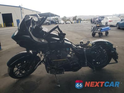 Trzecie zdjęcie samochodu z tyłu: 2021 HARLEY-DAVIDSON FLTRXS VIN:1HD1KTP27MB673156 - miniatura