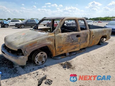 2000 CHEVROLET SILVERADO C2500 1GCGC29U2YE385986 - główne zdjęcie licytacji z USA - miniatura