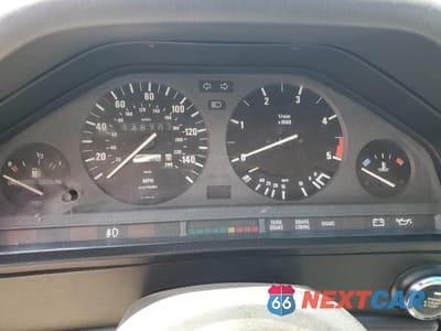 Zdjęcie 9 z 12 samochodu: 1986 BMW 325 E VIN:WBAAB5407G9633572 - miniatura