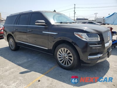 Czwarte zdjęcie samochodu z boku: 2020 LINCOLN NAVIGATOR L VIN:5LMJJ3MT5LEL00057 - miniatura