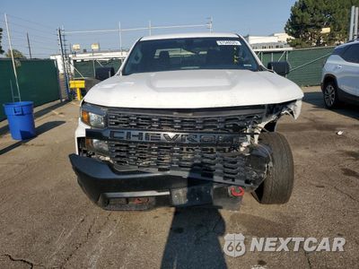 Piąte zdjęcie samochodu w środku: 2019 CHEVROLET SILVERADO K1500 TRAIL BOSS CUSTOM VIN:3GCPYCEF6KG274193 - miniatura