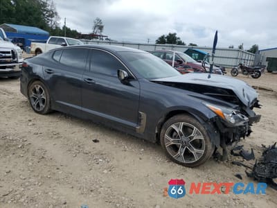 Czwarte zdjęcie samochodu z boku: 2020 KIA STINGER VIN:KNAE15LA3L6072460 - miniatura