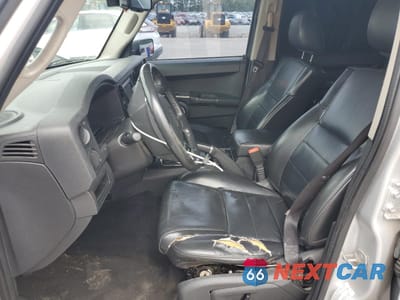 Zdjęcie 7 z 13 samochodu: 2010 JEEP COMMANDER SPORT VIN:1J4RG4GK4AC108861 - miniatura