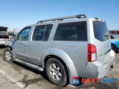 Drugie zdjęcie samochodu z przodu: 2005 NISSAN PATHFINDER LE VIN:5N1AR18U75C713437 - miniatura