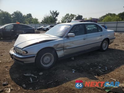 2000 BMW 740 IL WBAGH8342YDP17294 - główne zdjęcie licytacji z USA - miniatura