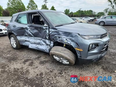 Czwarte zdjęcie samochodu z boku: 2021 CHEVROLET TRAILBLAZER LS VIN:KL79MNSL6MB025671 - miniatura