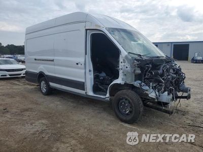 Czwarte zdjęcie samochodu z boku: 2023 FORD TRANSIT T-250 VIN:1FTBR3X82PKC03711 - miniatura