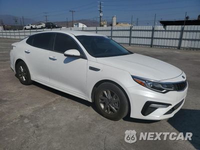 Czwarte zdjęcie samochodu z boku: 2020 KIA OPTIMA LX VIN:5XXGT4L32LG392131 - miniatura