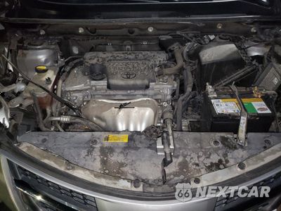 Zdjęcie 11 z 12 samochodu: 2015 TOYOTA RAV4 XLE VIN:2T3WFREV8FW143672 - miniatura