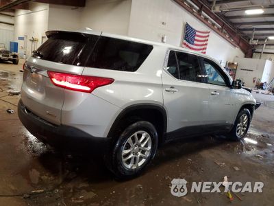 Trzecie zdjęcie samochodu z tyłu: 2020 CHEVROLET TRAVERSE LS VIN:1GNEVFKW4LJ235292 - miniatura