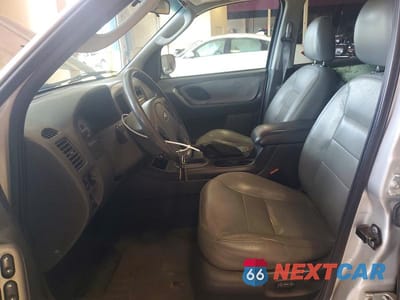Zdjęcie 7 z 13 samochodu: 2005 FORD ESCAPE XLT VIN:1FMYU93165KA67418 - miniatura