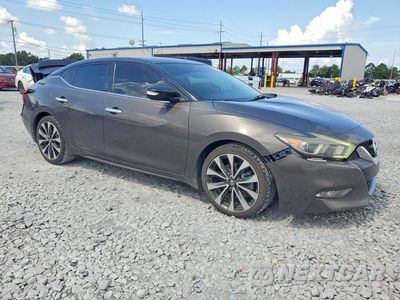Czwarte zdjęcie samochodu z boku: 2016 NISSAN MAXIMA 3.5 SR VIN:1N4AA6AP7GC398242 - miniatura